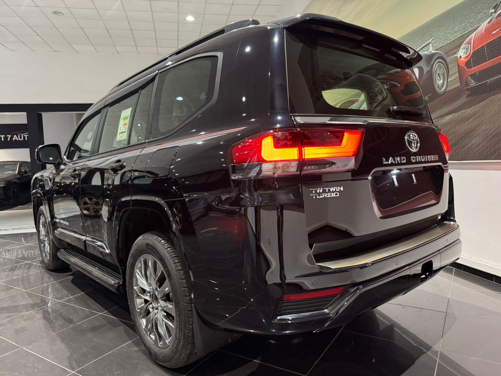 Lazrak auto Toyota land cruiser gxr 2025 